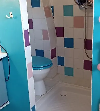 8 De La Contrescarpe D'amiens *